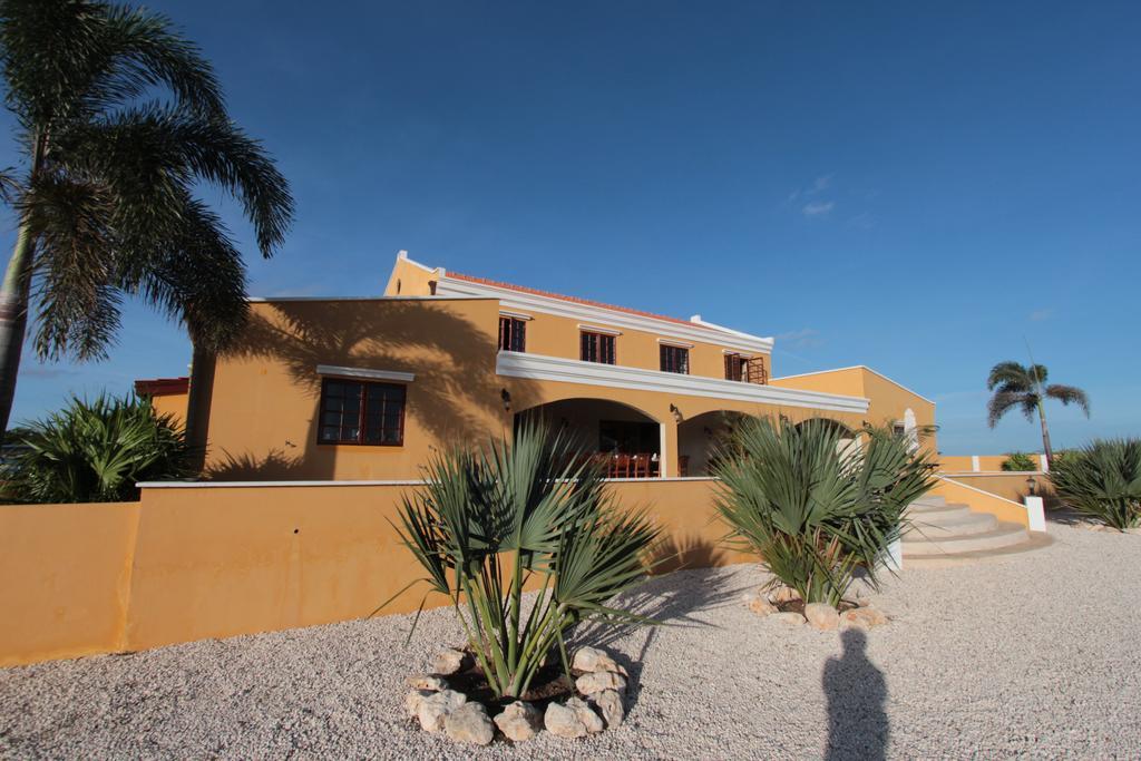 Wanapa Lodge Bonaire Екстериор снимка